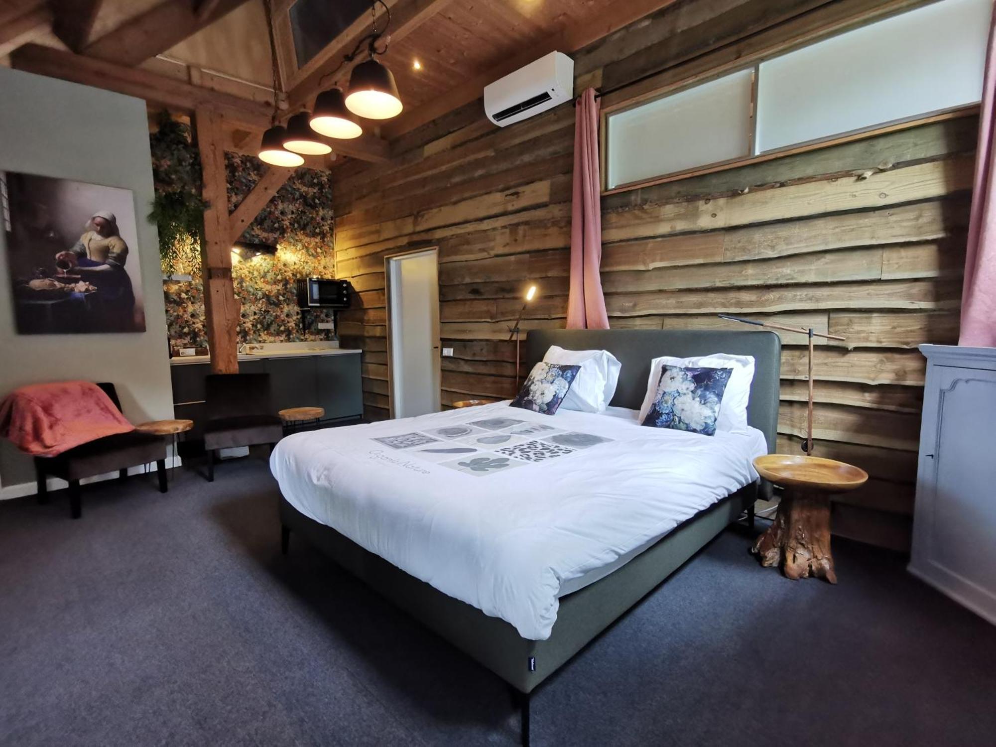 Posthoorn Lodge วอร์เดน ภายนอก รูปภาพ